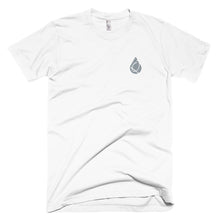 Load image into Gallery viewer, Embroidered Q Drip Tee
